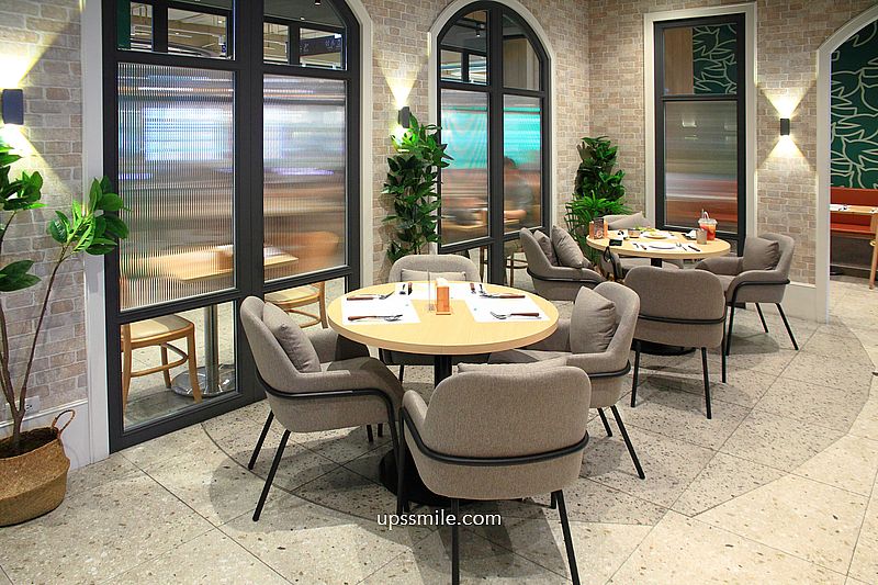 新店裕隆城美食【TOK牛排屋】新店牛排，最低398元自助吧吃到飽