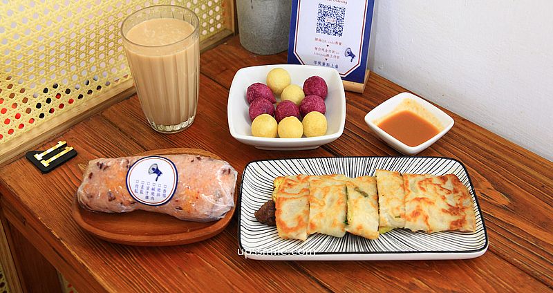 網站近期文章：板橋美食【早喚 Morning Call】板橋文青風台式早午餐粉漿蛋餅