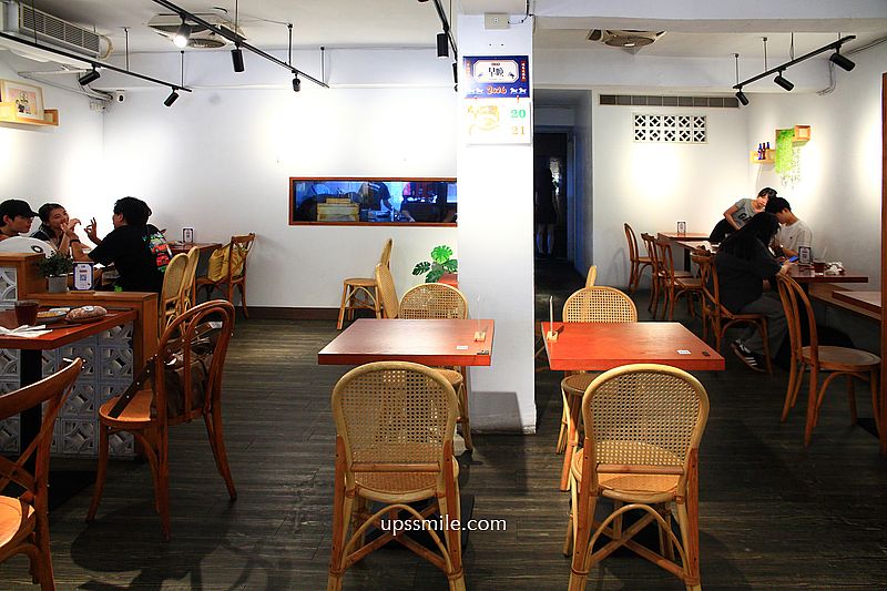 板橋美食【早喚 Morning Call】板橋文青風台式早午餐粉漿蛋餅 板橋美食【早喚 Morning Call】板橋文青風台式早午餐粉漿蛋餅