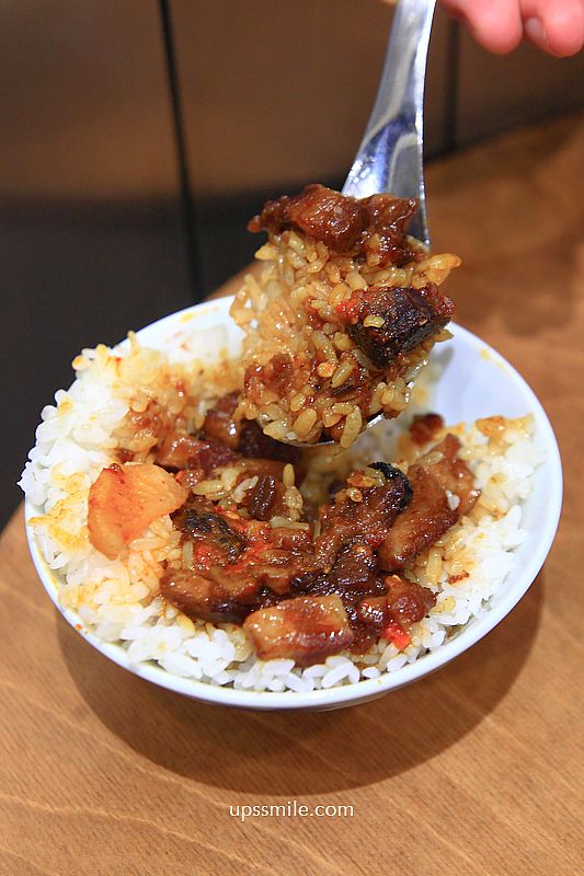 台北信義區美食【開囍滷肉專賣店opensmile】500碗米其林美食推薦滷肉飯 台北信義區美食【開囍滷肉專賣店opensmile】500碗米其林美食推薦滷肉飯