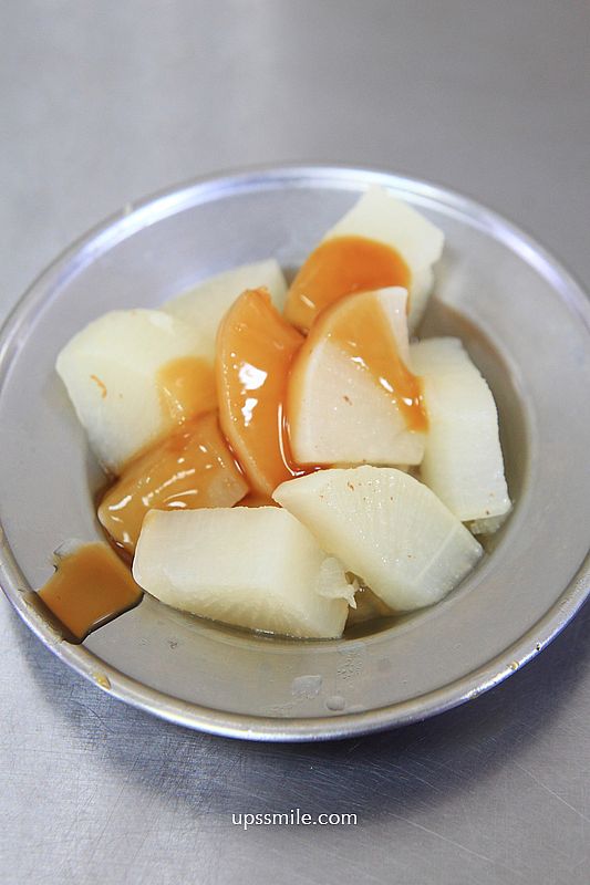 台北美食【大龍峒肉羹米粉湯】500碗台北在地人推薦米粉湯25元黑白切