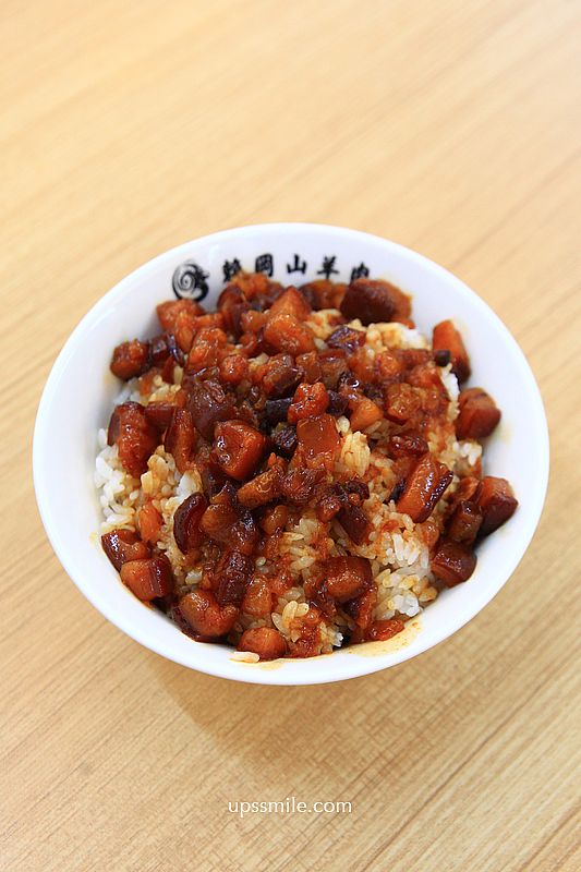 新店美食【賴岡山羊肉內用區】米其林必比登美食，台北銷魂滷肉飯推薦