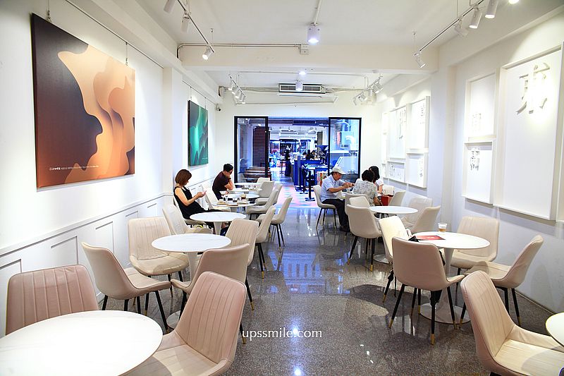 大稻埕咖啡廳【森高砂咖啡館迪化烘焙館】迪化街洋樓老宅天井咖啡廳，外國觀光客必去台北景點