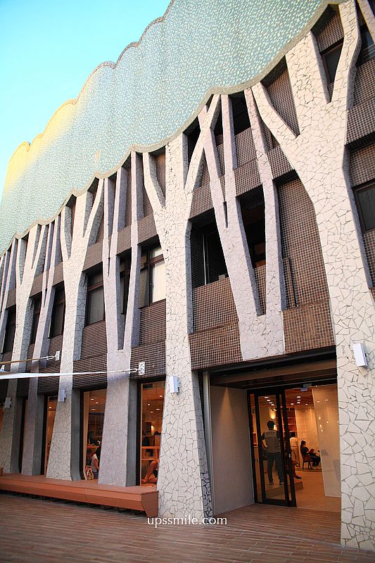 新竹竹北景點【竹北市立圖書館福德分館】全球首創的香氛圖書館 新竹竹北景點【竹北市立圖書館福德分館】全球首創的香氛圖書館