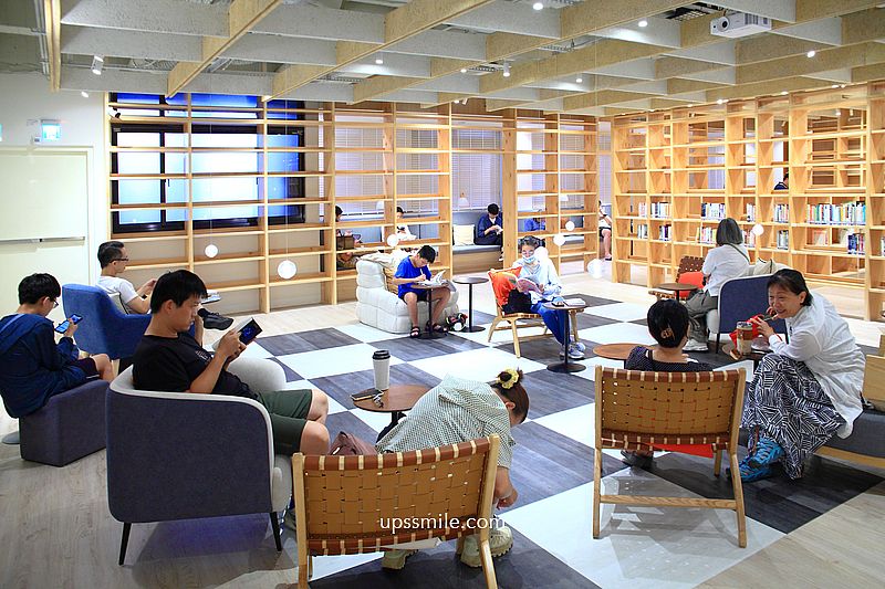 新竹竹北景點【竹北市立圖書館福德分館】全球首創的香氛圖書館 新竹竹北景點【竹北市立圖書館福德分館】全球首創的香氛圖書館