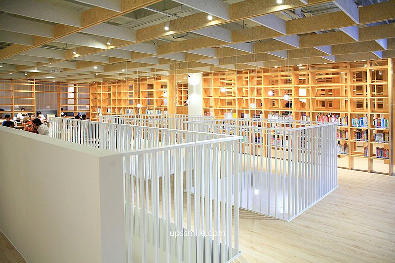 新竹竹北景點【竹北市立圖書館福德分館】全球首創的香氛圖書館 新竹竹北景點【竹北市立圖書館福德分館】全球首創的香氛圖書館