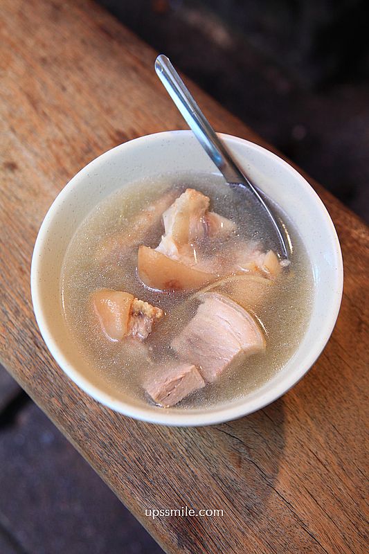 台北美食500碗【許仔豬腳麵線】大稻埕慈聖宮50年老店白鍾元推薦