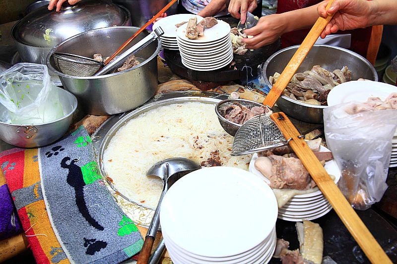 東門市場美食【羅媽媽米粉湯】台北美食老字號必點黑白切 東門市場美食【羅媽媽米粉湯】台北美食老字號必點黑白切