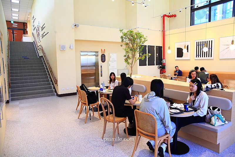 桃園咖啡廳【MINI.D 中壢公園館】獨棟磚橘色挑高採光的中壢不限時咖啡廳