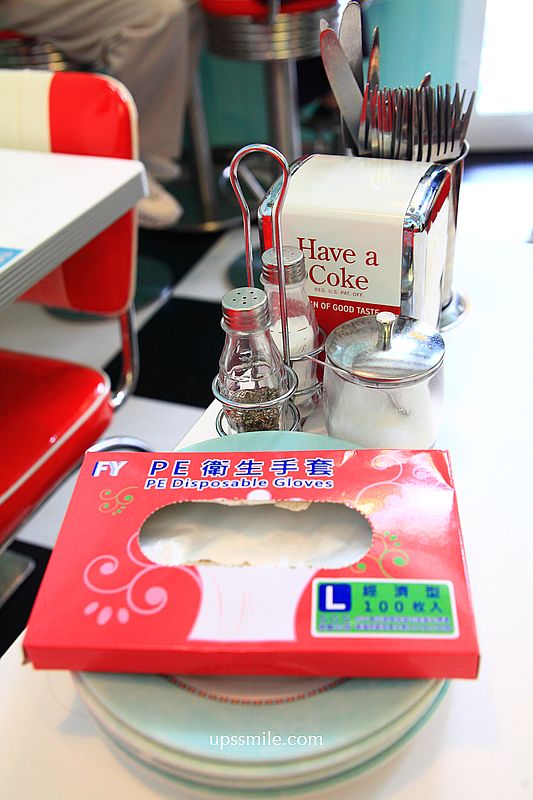 台北中山站美食【PATTIE-O DINER 中山分店】赤峰街復古風美式餐廳漢堡店