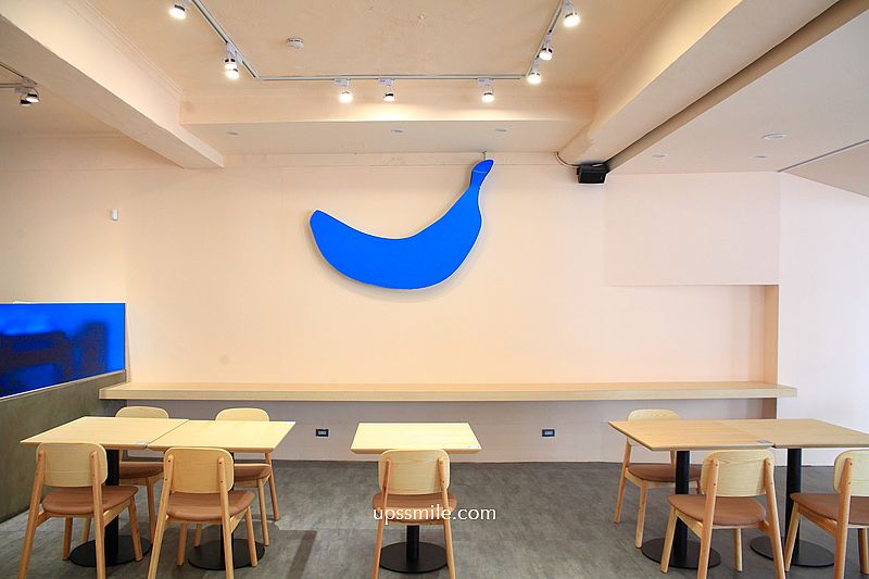 士林美食【Banana blue Curry & Coffee】獨棟清水模咖啡廳,複合式士林台式創意咖哩飯 士林美食【Banana blue Curry & Coffee】獨棟清水模咖啡廳,複合式士林台式創意咖哩飯