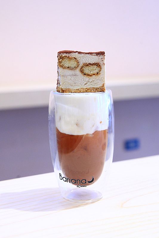 士林美食【Banana blue Curry & Coffee】獨棟清水模咖啡廳,複合式士林台式創意咖哩飯 士林美食【Banana blue Curry & Coffee】獨棟清水模咖啡廳,複合式士林台式創意咖哩飯