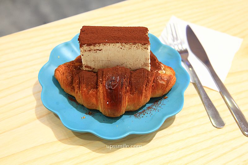 士林美食【Banana blue Curry & Coffee】獨棟清水模咖啡廳,複合式士林台式創意咖哩飯 士林美食【Banana blue Curry & Coffee】獨棟清水模咖啡廳,複合式士林台式創意咖哩飯