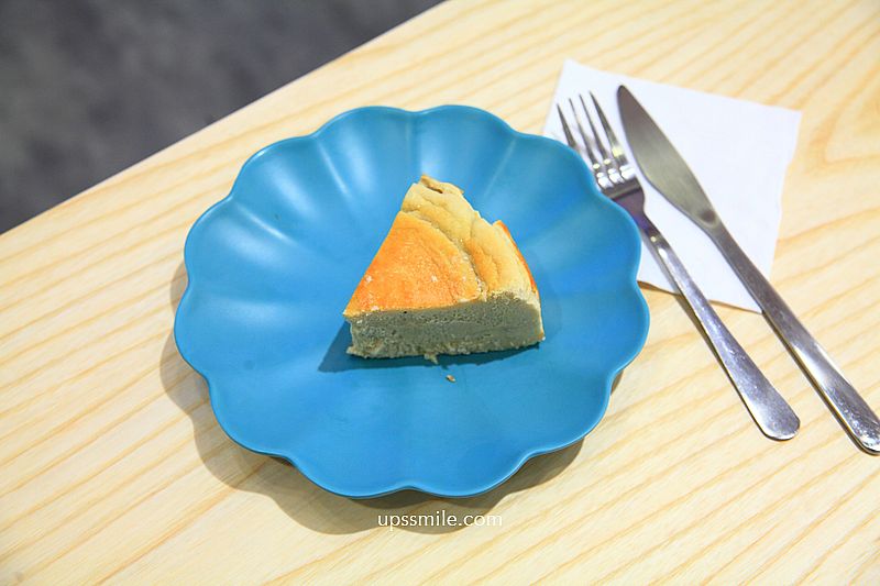 士林美食【Banana blue Curry & Coffee】獨棟清水模咖啡廳,複合式士林台式創意咖哩飯 士林美食【Banana blue Curry & Coffee】獨棟清水模咖啡廳,複合式士林台式創意咖哩飯