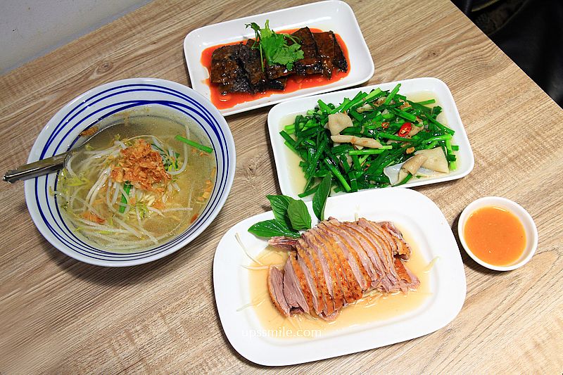 新店美食【碧潭橋頭鵝肉專賣店米其林】捷運新店區公所站美食推薦鵝肉 新店美食【碧潭橋頭鵝肉專賣店米其林】捷運新店區公所站美食推薦鵝肉