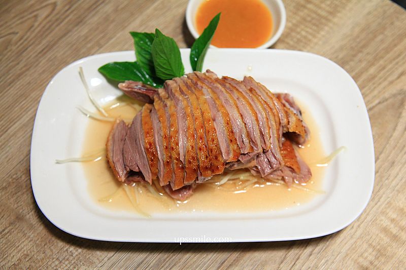 新店美食【碧潭橋頭鵝肉專賣店米其林】捷運新店區公所站美食推薦鵝肉 新店美食【碧潭橋頭鵝肉專賣店米其林】捷運新店區公所站美食推薦鵝肉