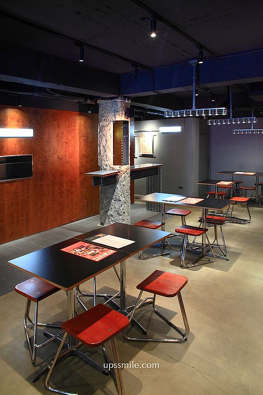 捷運市府站美式漢堡【BURNT BURGER SOCIAL CLUB】必吃炸玉米與櫛瓜bbsc漢堡 捷運市府站美式漢堡【BURNT BURGER SOCIAL CLUB】必吃炸玉米與櫛瓜bbsc漢堡