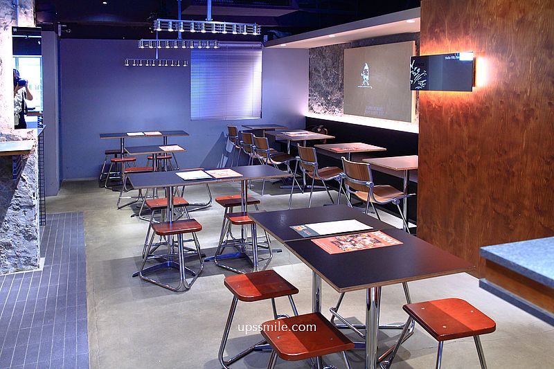 捷運市府站美式漢堡【BURNT BURGER SOCIAL CLUB】必吃炸玉米與櫛瓜bbsc漢堡 捷運市府站美式漢堡【BURNT BURGER SOCIAL CLUB】必吃炸玉米與櫛瓜bbsc漢堡