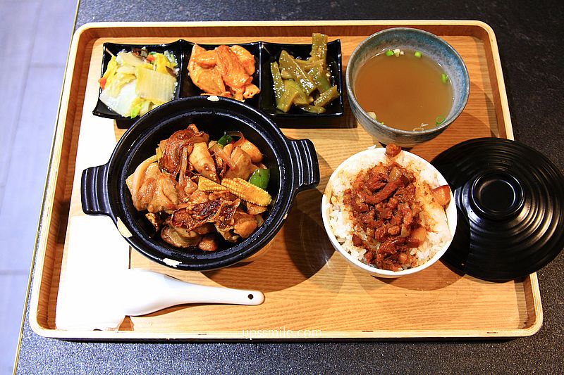 台中北屯區美食【長順茶館】台中茶館寬敞聚會茶餐廳，必點珍珠奶茶