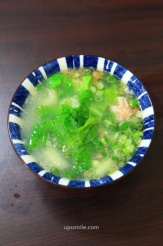 台北美食【巷口無名麵店臨江街夜市】500碗推薦傳承二代30幾年麵店黑白切 台北美食【巷口無名麵店臨江街夜市】500碗推薦傳承二代30幾年麵店黑白切