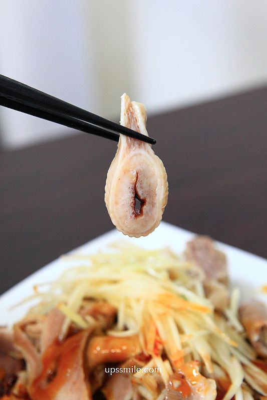 台北美食【巷口無名麵店臨江街夜市】500碗推薦傳承二代30幾年麵店黑白切 台北美食【巷口無名麵店臨江街夜市】500碗推薦傳承二代30幾年麵店黑白切
