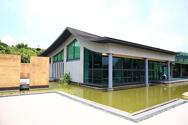 桃園美食清水模景觀餐廳【Moon island沐嶋桃園旗艦店】2026桃園最新秘境龍山地下皇宮 桃園美食清水模景觀餐廳【Moon island沐嶋桃園旗艦店】2026桃園最新秘境龍山地下皇宮
