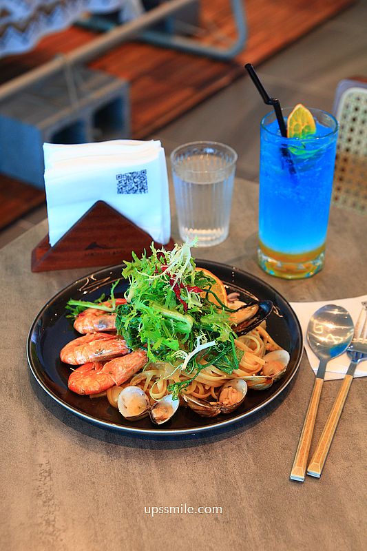 桃園美食清水模景觀餐廳【Moon island沐嶋桃園旗艦店】2026桃園最新秘境龍山地下皇宮 桃園美食清水模景觀餐廳【Moon island沐嶋桃園旗艦店】2026桃園最新秘境龍山地下皇宮