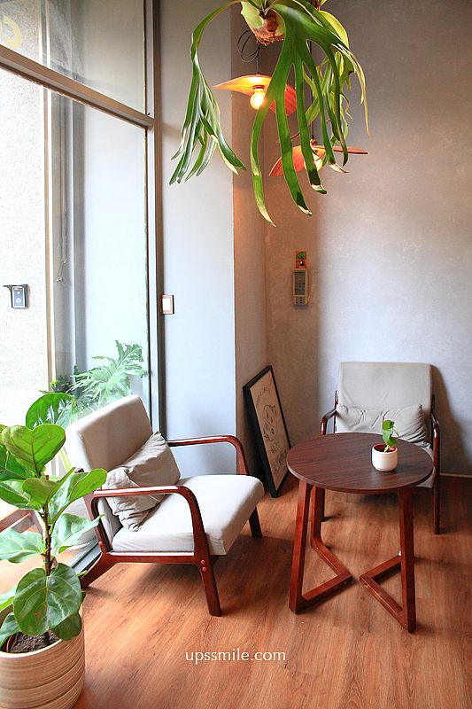 新北鶯歌咖啡廳【Island Time Coffee Roasters嶼時咖啡】捷運三鶯線景點，台北自家烘焙咖啡廳，法國Kiri巴斯克蛋糕推薦