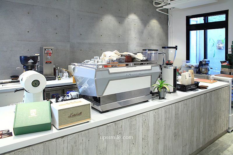 新竹咖啡廳【B . COFFEE dax】竹北老宅韓系咖啡廳,竹北甜點戚風蛋糕 新竹咖啡廳【B . COFFEE dax】竹北老宅韓系咖啡廳,竹北甜點戚風蛋糕