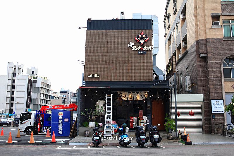 台中燒肉【小札卡個人燒肉逢甲店】全台首創輸送帶送肉,逢甲美食日式燒肉推薦 台中燒肉【小札卡個人燒肉逢甲店】全台首創輸送帶送肉,逢甲美食日式燒肉推薦