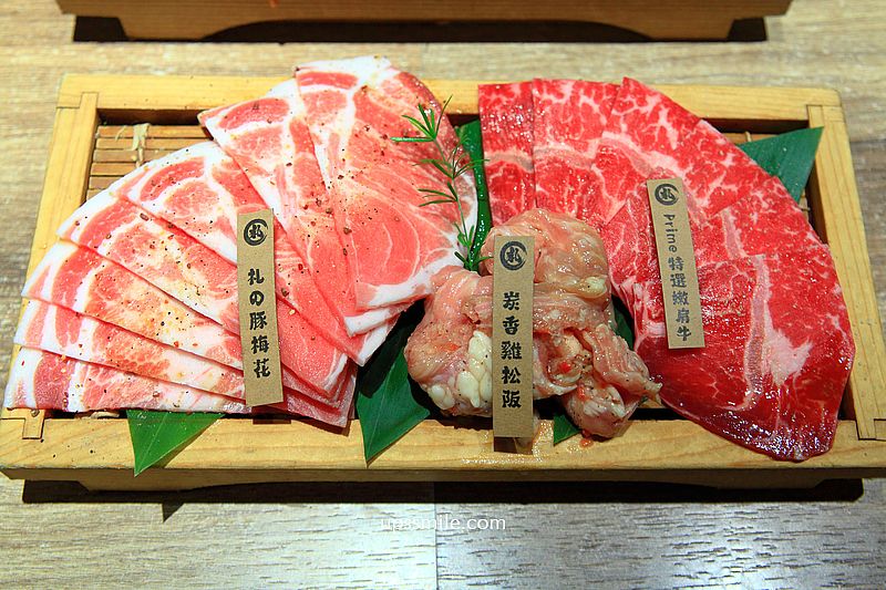 台中燒肉【小札卡個人燒肉逢甲店】全台首創輸送帶送肉,逢甲美食日式燒肉推薦 台中燒肉【小札卡個人燒肉逢甲店】全台首創輸送帶送肉,逢甲美食日式燒肉推薦