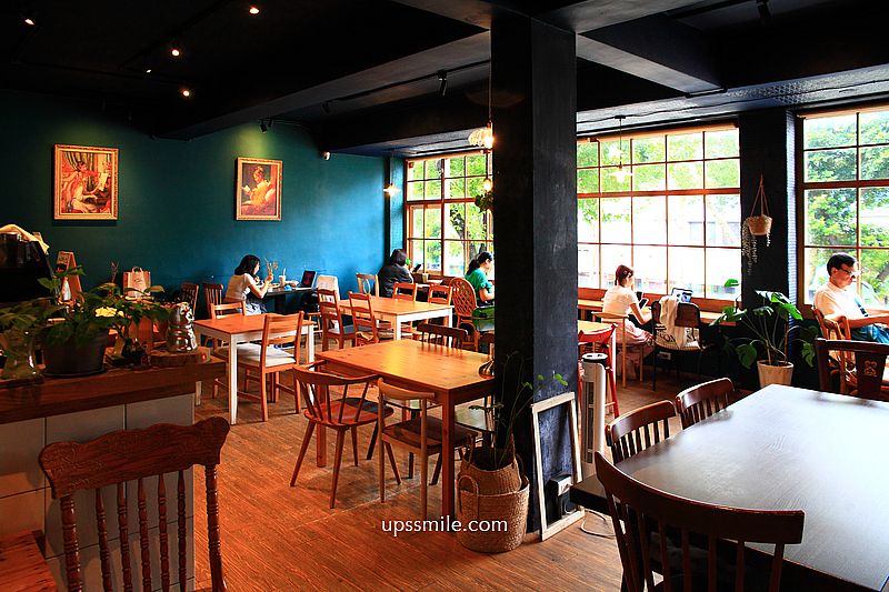 士林天母咖啡廳【窗邊Cafe天母店】隱身天母美國學校的二樓老宅復古咖啡廳 士林天母咖啡廳【窗邊Cafe天母店】隱身天母美國學校的二樓老宅復古咖啡廳