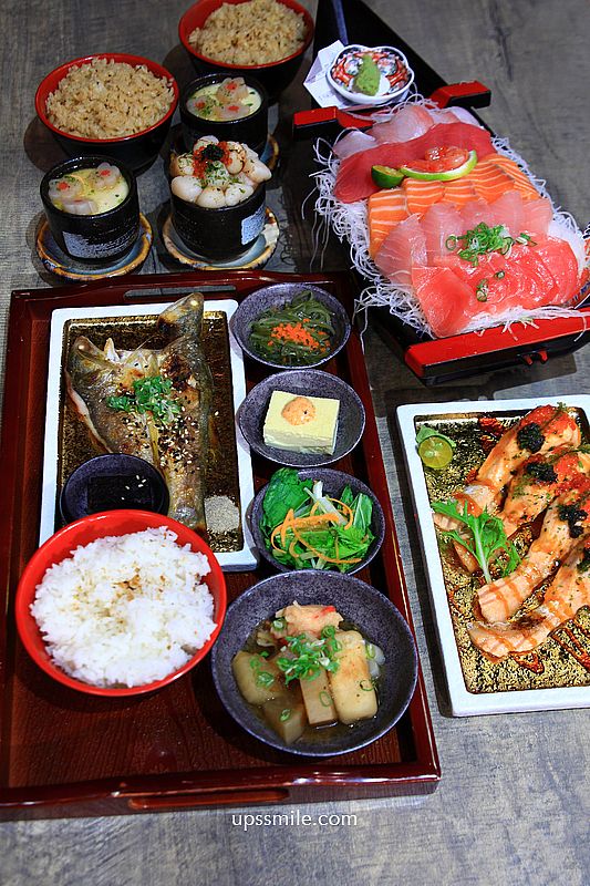 新竹美食【今日魚市竹北光明店】竹北浮誇海鮮丼飯定食,秒飛日本日式庭園餐廳 新竹美食【今日魚市竹北光明店】竹北浮誇海鮮丼飯定食,秒飛日本日式庭園餐廳
