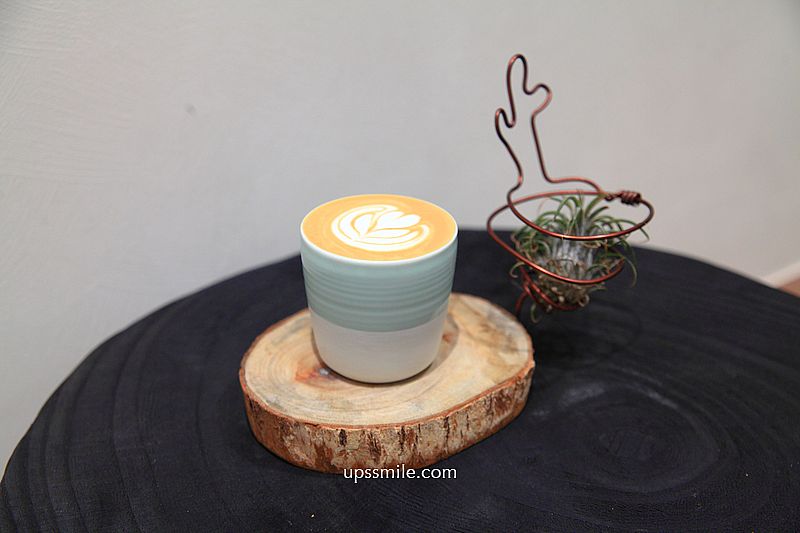 世界百大咖啡館插旗國父紀念館站【Coffee Sind 概念店】必喝赤崁糖咖啡拿鐵 世界百大咖啡館插旗國父紀念館站【Coffee Sind 概念店】必喝赤崁糖咖啡拿鐵