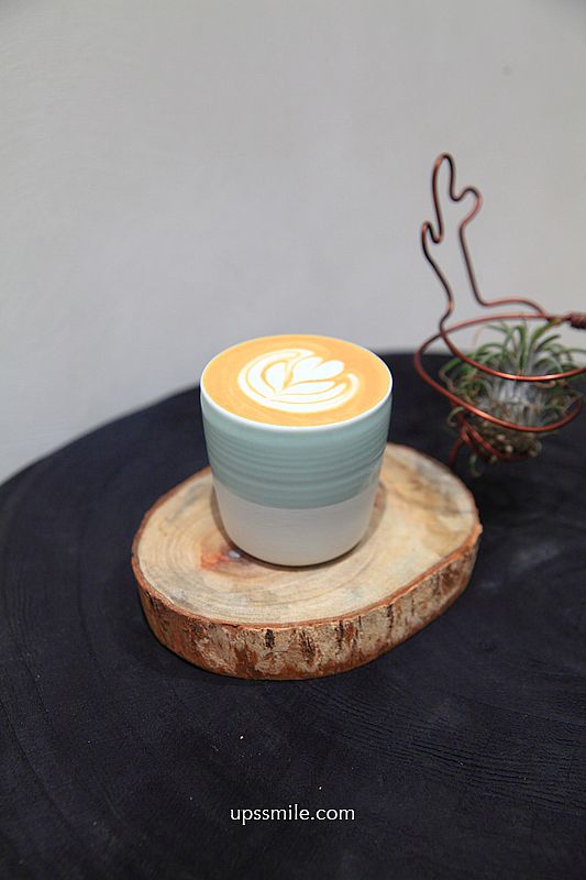 世界百大咖啡館插旗國父紀念館站【Coffee Sind 概念店】必喝赤崁糖咖啡拿鐵 世界百大咖啡館插旗國父紀念館站【Coffee Sind 概念店】必喝赤崁糖咖啡拿鐵