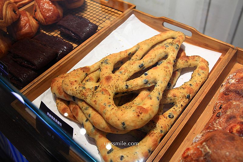 台北酸種麵包【C’EST PAPA Bakery 東門店】法國爸爸開的台北歐式麵包店