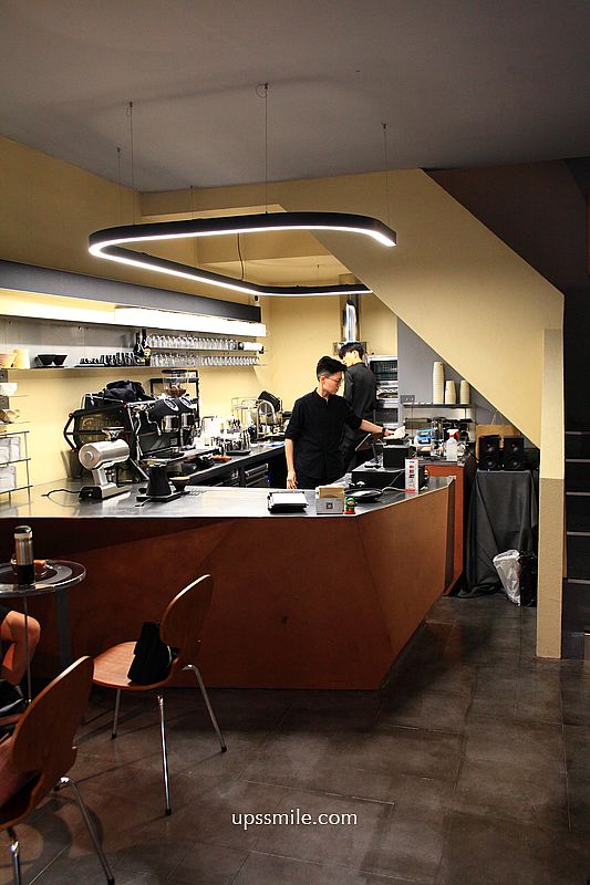 台北中山堂咖啡【Densiti Cafe & Gallery 】捷運西門站老宅咖啡廳設計師的家
