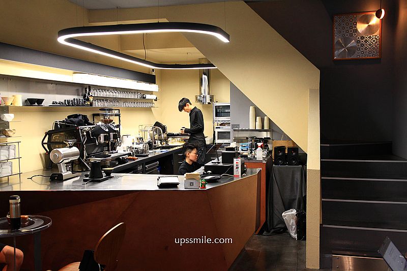 台北中山堂咖啡【Densiti Cafe & Gallery 】捷運西門站老宅咖啡廳設計師的家