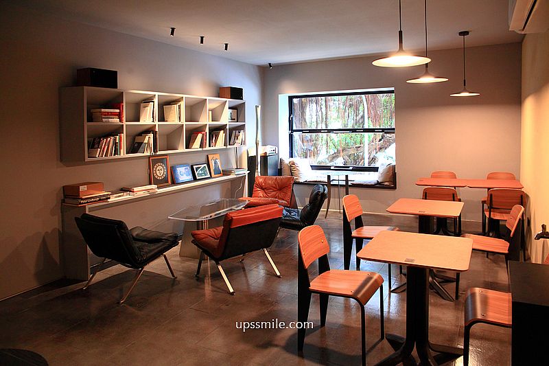 台北中山堂咖啡【Densiti Cafe & Gallery 】捷運西門站老宅咖啡廳設計師的家