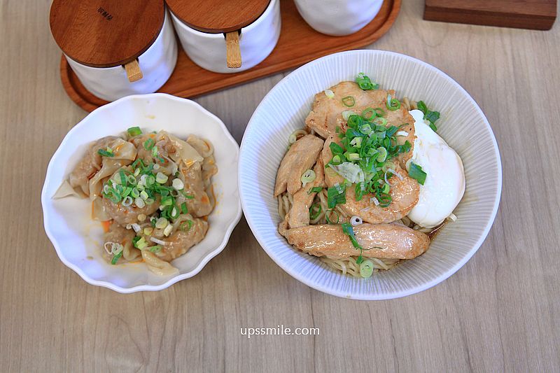 新竹美食【蘭英拌麵所六家店】竹北人氣文青風麵店，必吃嫩煎雞肉乾拌麵