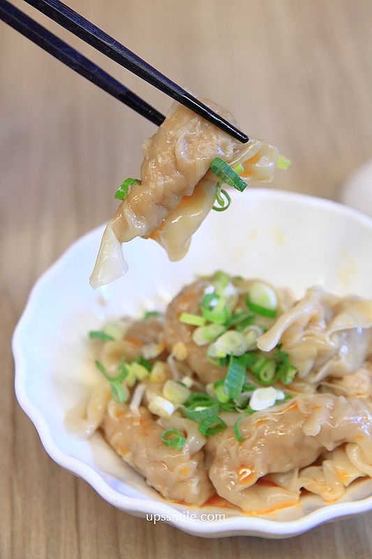 新竹美食【蘭英拌麵所六家店】竹北人氣文青風麵店，必吃嫩煎雞肉乾拌麵