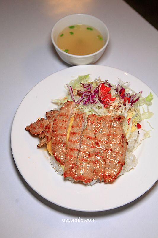 台北中山區美食【阿花蕎麥麵】捷運雙連站老宅麵店，必吃阿花豬排飯