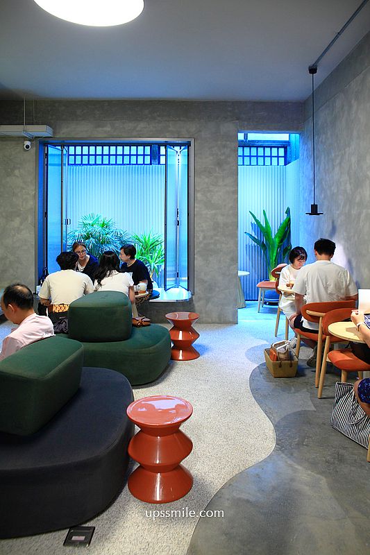 新竹咖啡廳【AIFA COFFEE 牽引咖啡】竹北清水模灰寵物友善咖啡廳