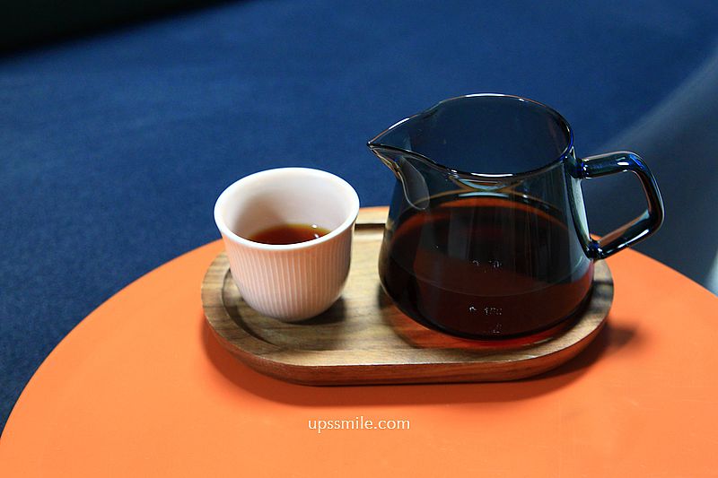 新竹咖啡廳【AIFA COFFEE 牽引咖啡】竹北清水模灰寵物友善咖啡廳