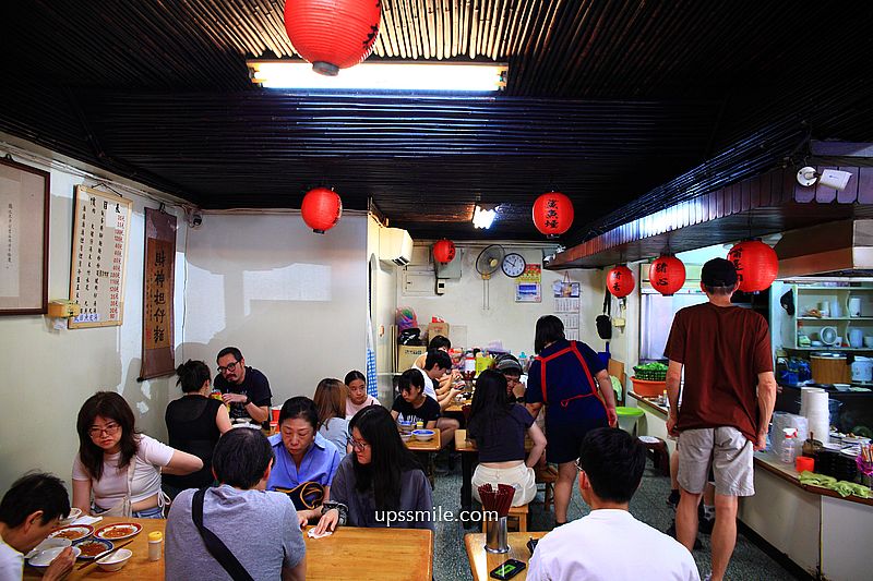台北民生社區美食【財神台南擔仔麵】林青霞最愛40年擔仔麵老店