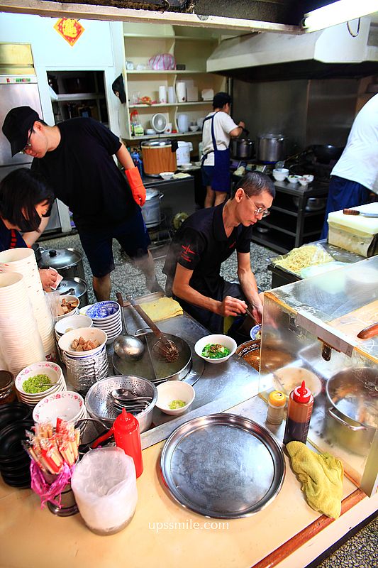台北民生社區美食【財神台南擔仔麵】林青霞最愛40年擔仔麵老店