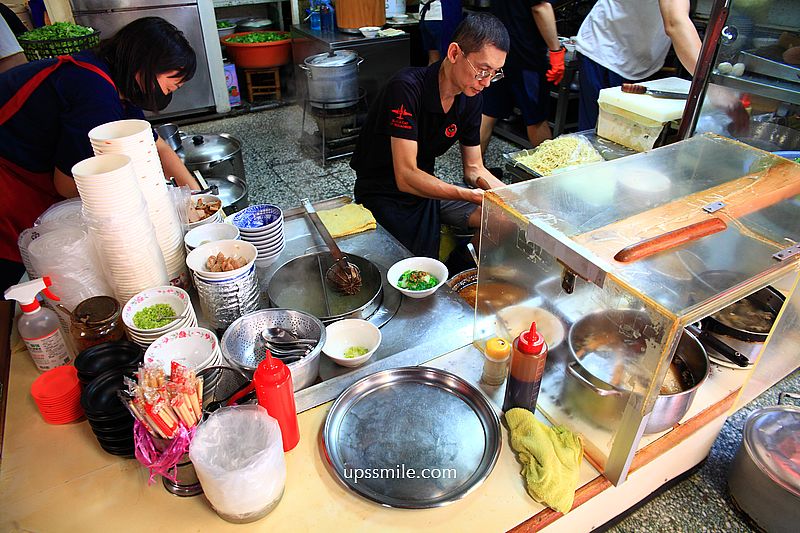 台北民生社區美食【財神台南擔仔麵】林青霞最愛40年擔仔麵老店