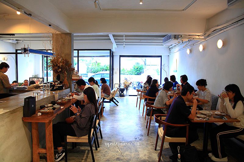 台北信義區咖啡廳【Utroo café寓所咖啡】捷運市府站神等級好吃唐揚雞定食套餐