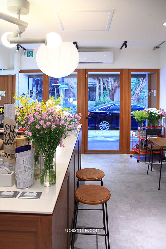 台北民生社區咖啡廳【Houlie coffee】早午餐佛卡夏麵包推薦 台北民生社區咖啡廳【Houlie coffee】早午餐佛卡夏麵包推薦