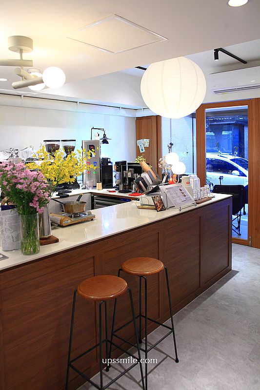 台北民生社區咖啡廳【Houlie coffee】早午餐佛卡夏麵包推薦 台北民生社區咖啡廳【Houlie coffee】早午餐佛卡夏麵包推薦